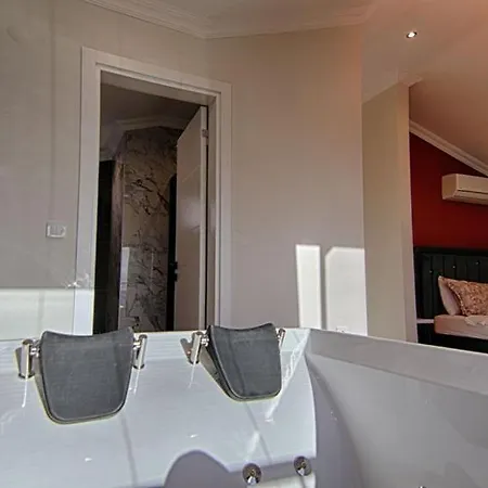 Gold 6 ヴィラ オルデニズ